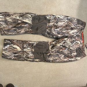 Cabela’s northern flight mid season pants XL